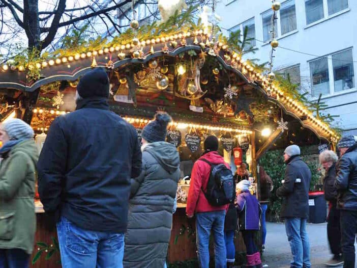 Mercado de Natal e Medieval em Pforzheim na Alemanha