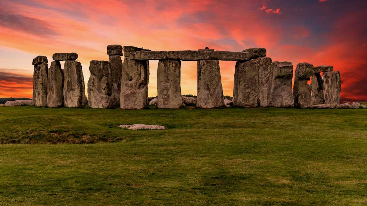 Como Visitar o Lunistício em Stonehenge, Inglaterra